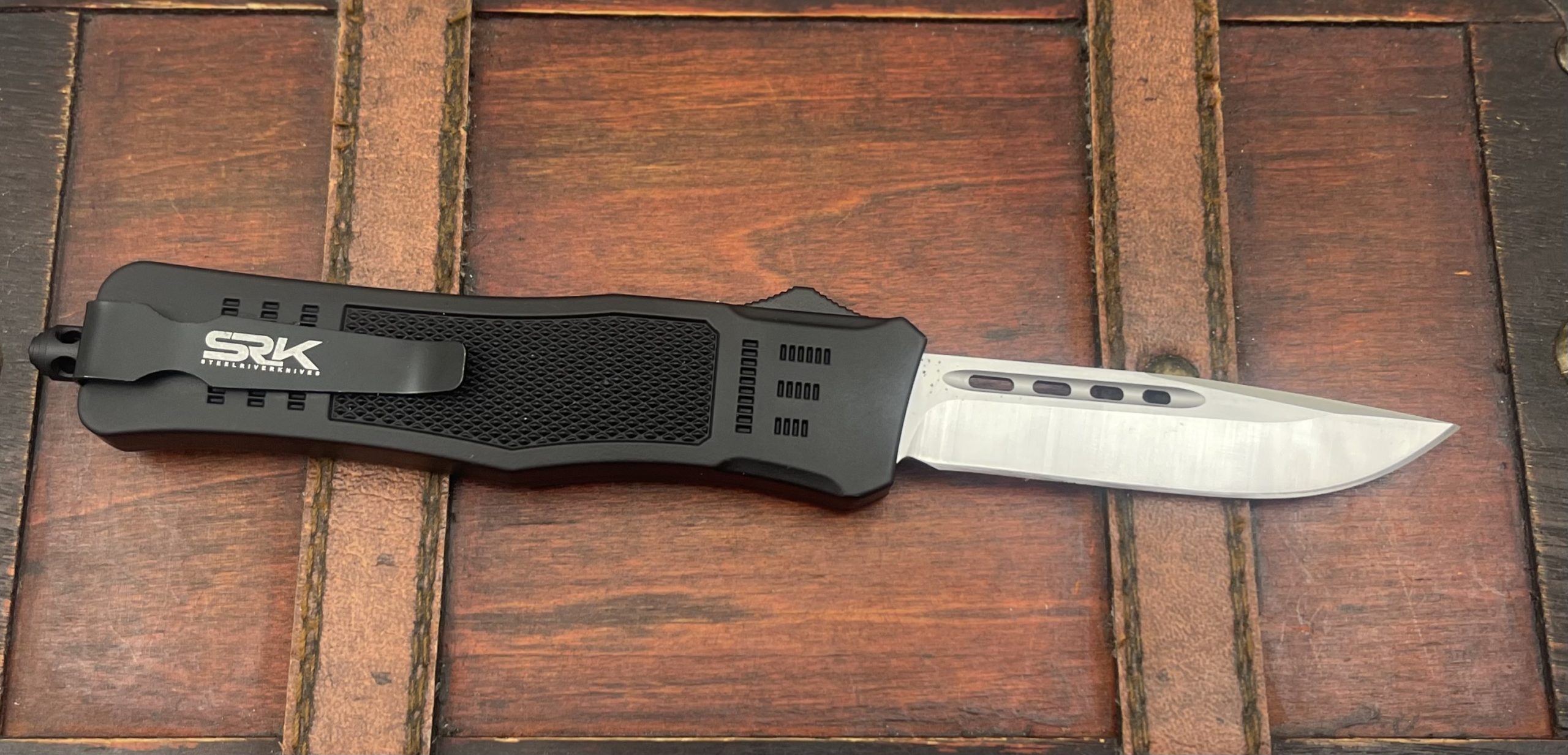 Medium M390 OTF Drop Point - Image 2