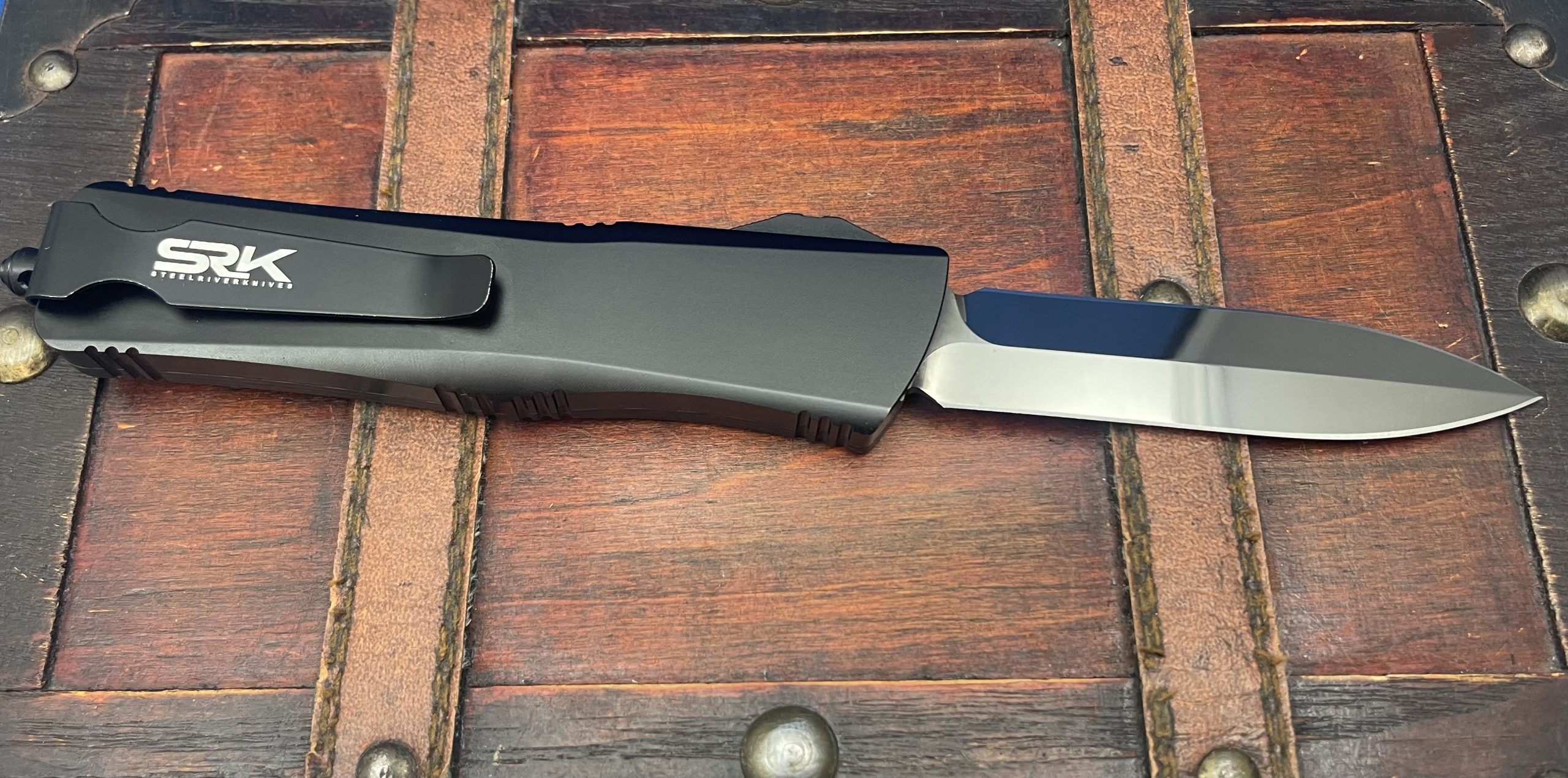 The Spartan Black DLC Mirror Polish Dagger - Image 2