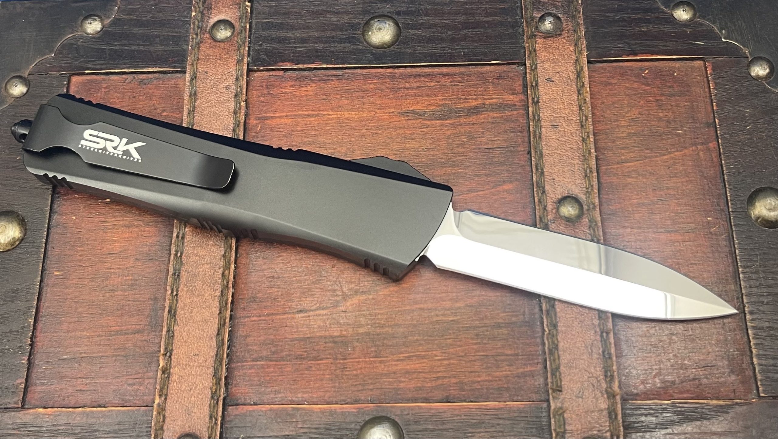 The Spartan Mirror Polish Dagger - Image 2
